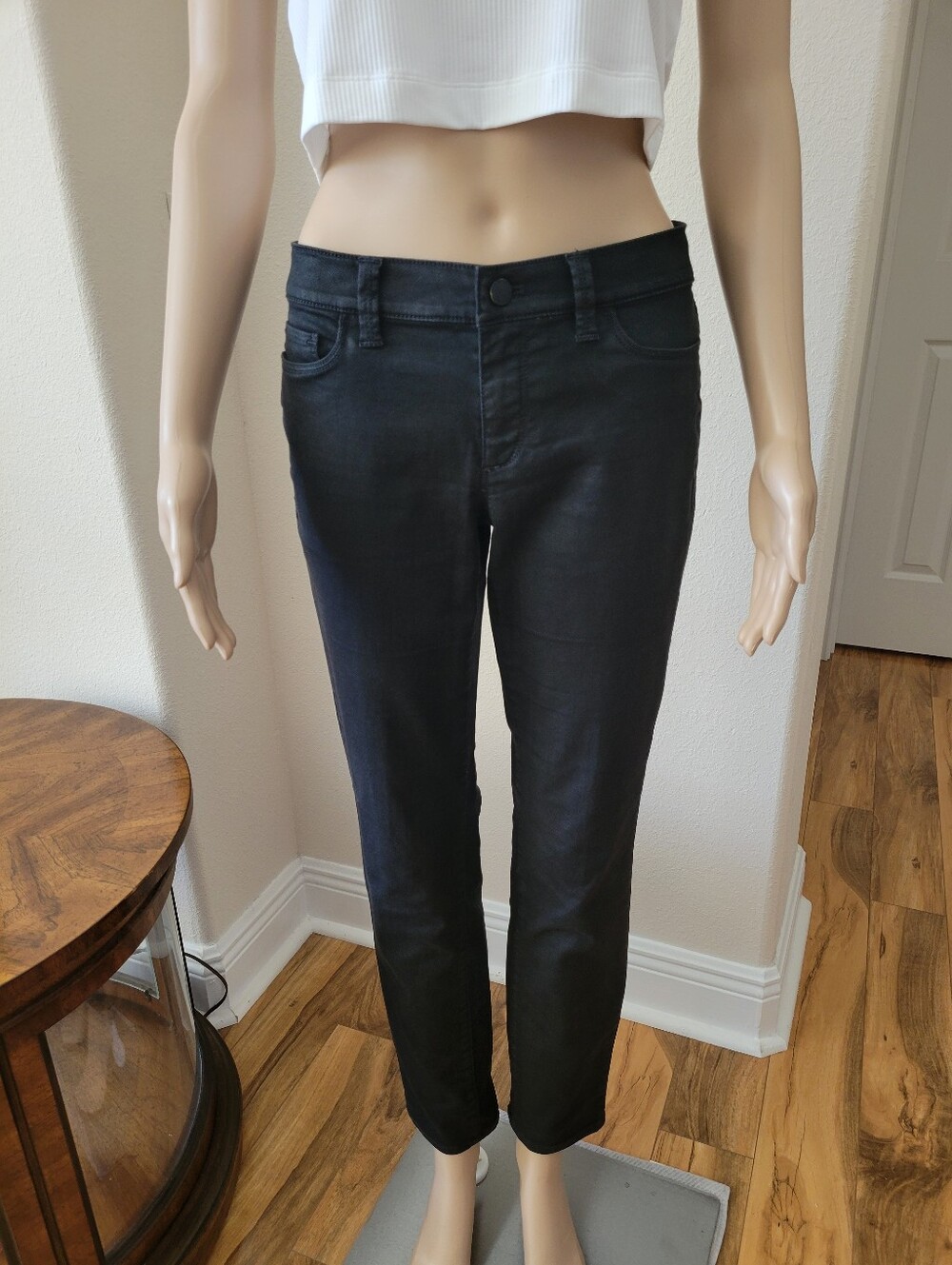 Ann Taylor Modern Shine Black Low Rise Skinny Jeans, 6, EUC